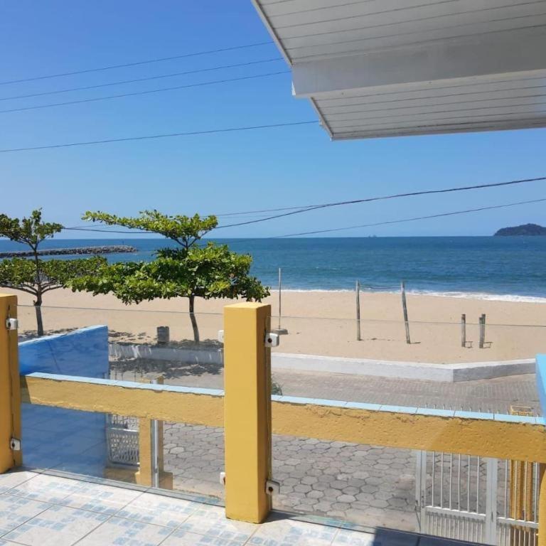 Mansao Ouro Verde Beira Mar Piçarras 外观 照片